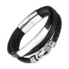 un bracelet en cuir noir triple acier infini et plaque