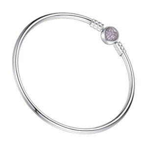 Bracelet charm rigide en argent avec fermoir cœur serti de zircons roses