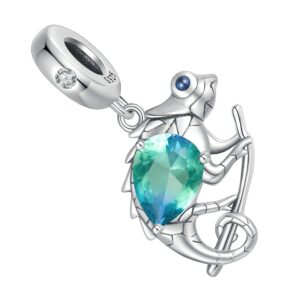pendentif charm caméléon en argent avec cristal vert-bleu