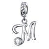 Charm lettre M en argent 925 orné d’un zircon blanc brillant